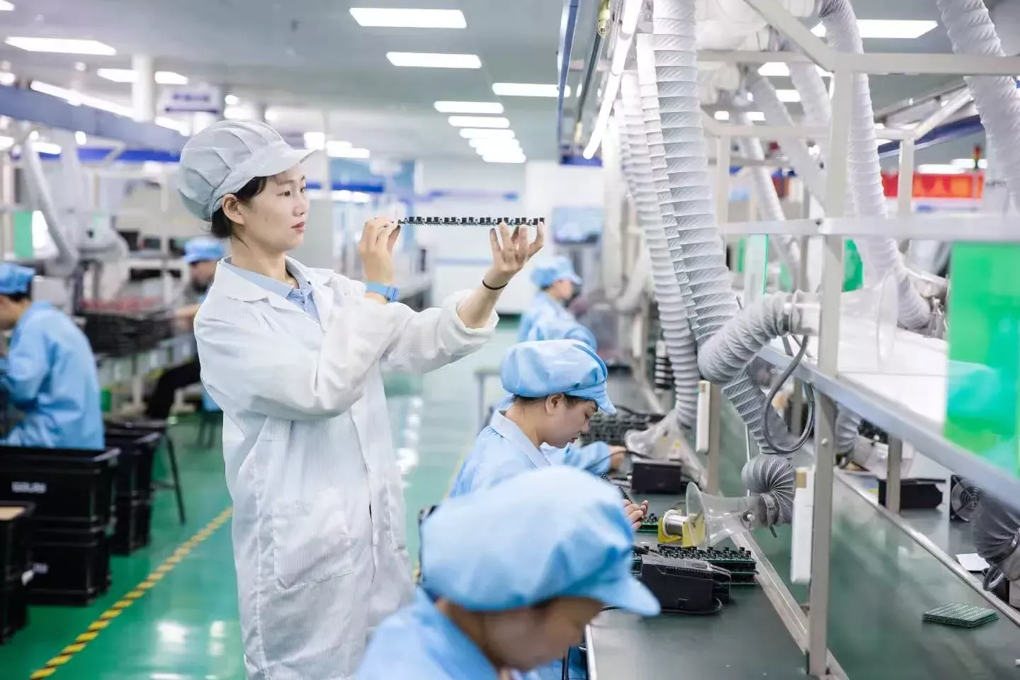 jrahk-technology-abstract - 01